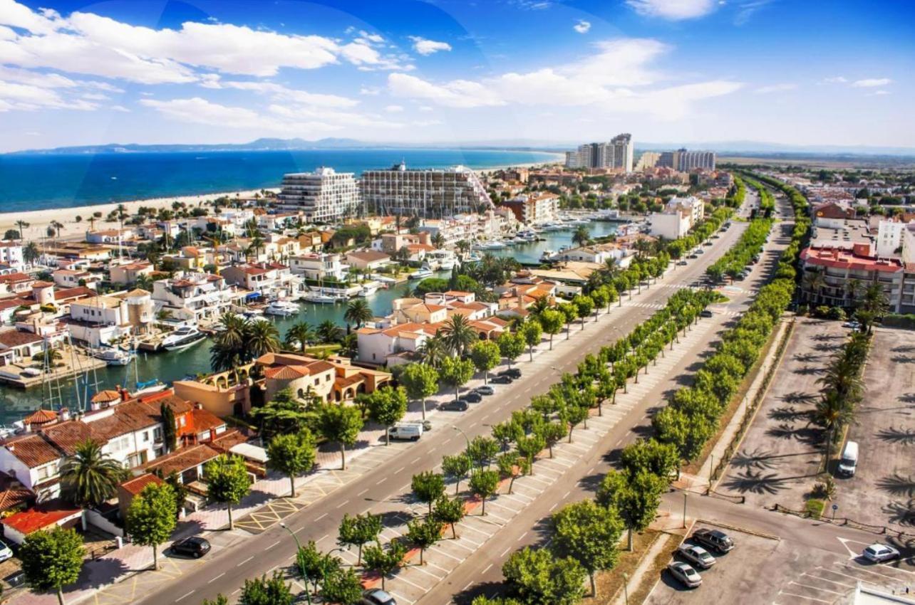 Apartamento Frente Al Canal Con Terraza Empuriabrava Luaran gambar